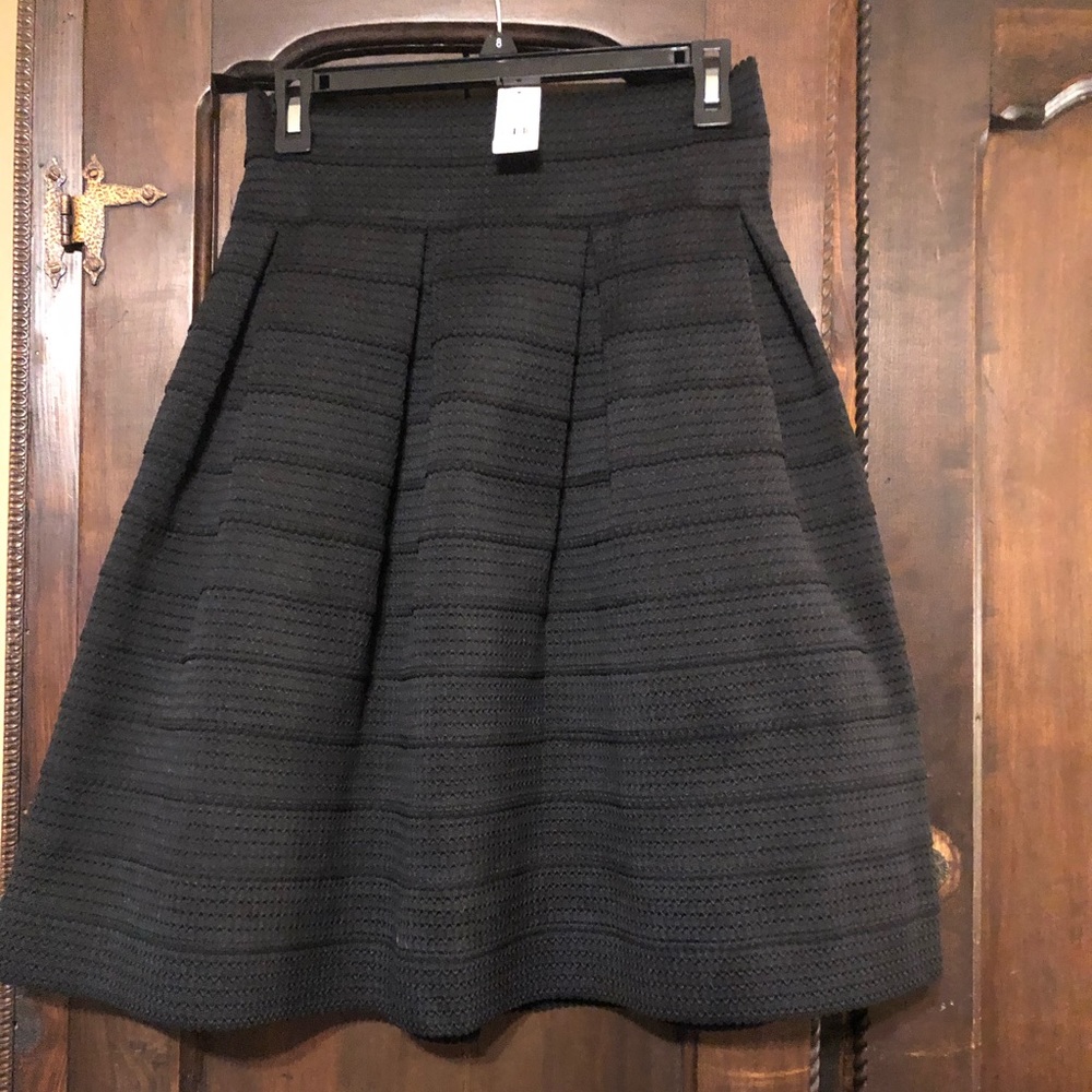 Loft skirt, black